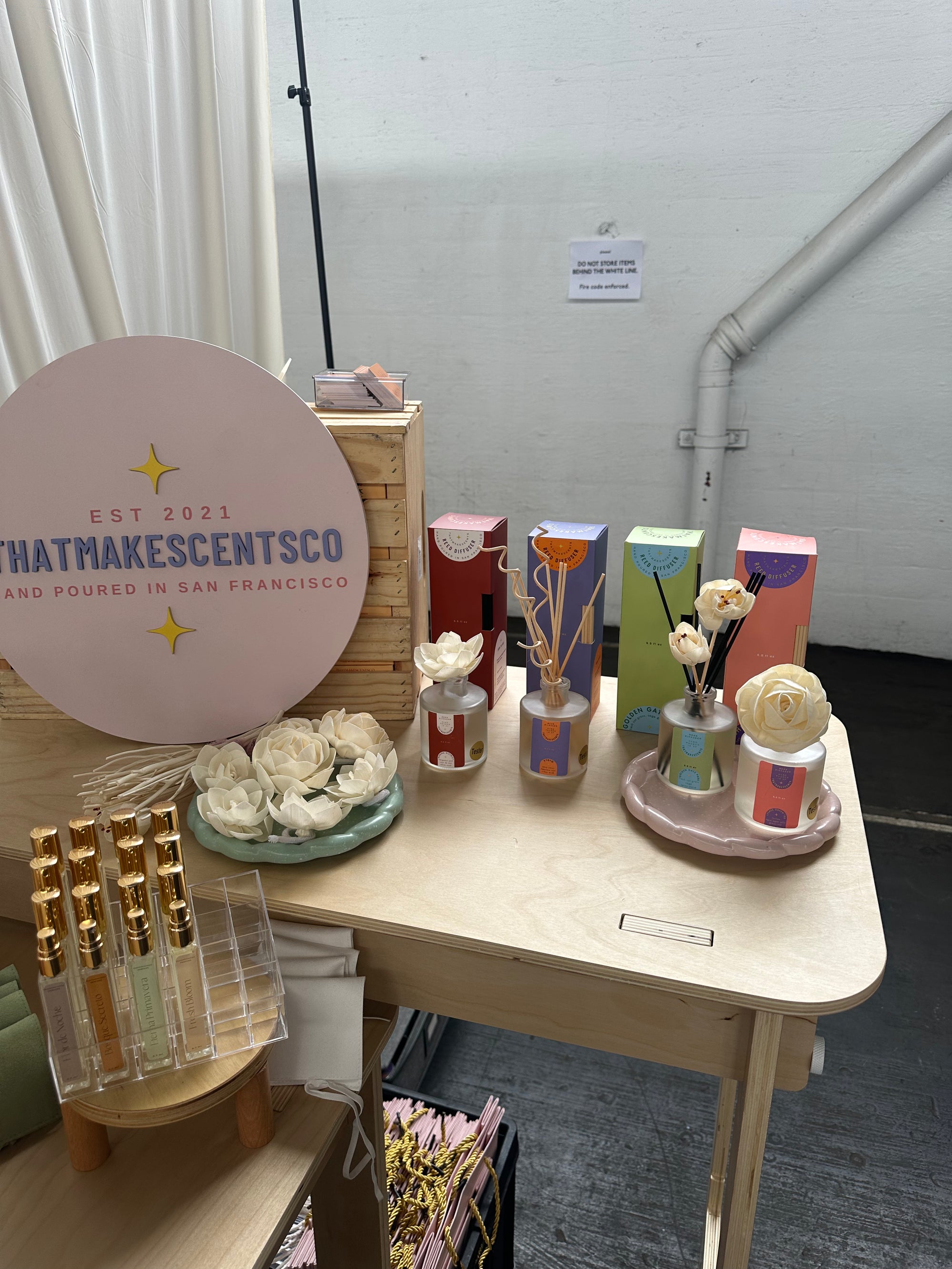 Nesting Tables + Carrying Case | Vertical Ledge