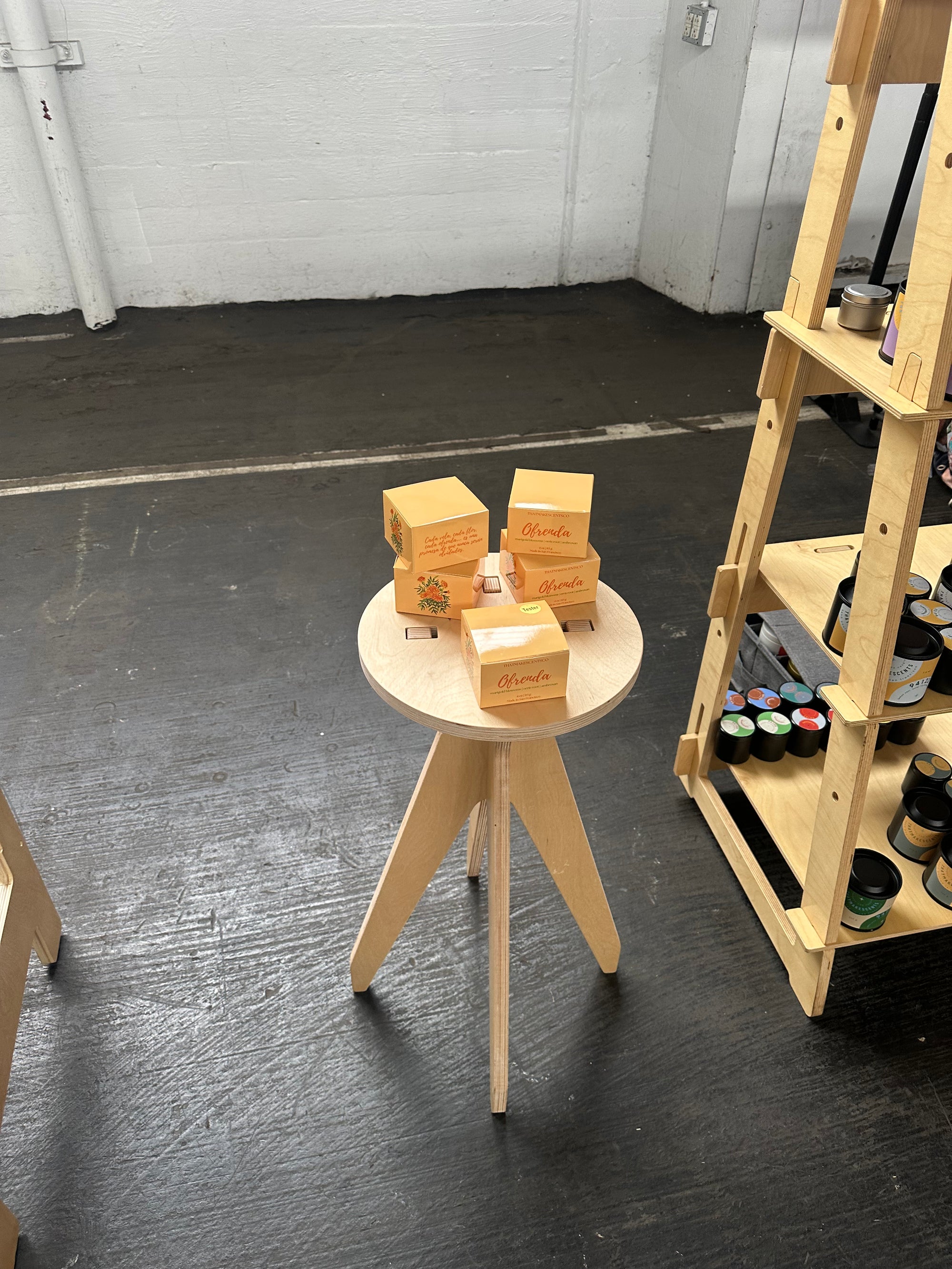 Stool | Vertical Ledge